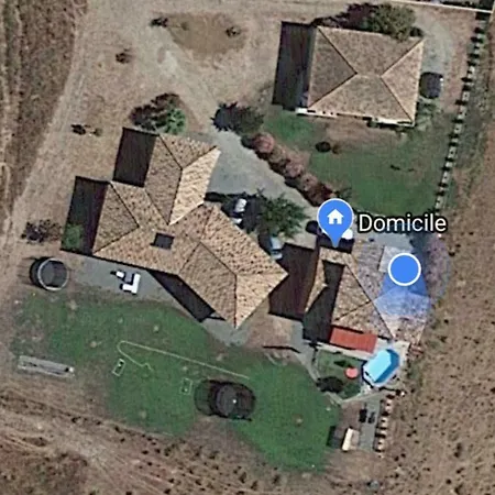 度假居 Holiday Home Batellu